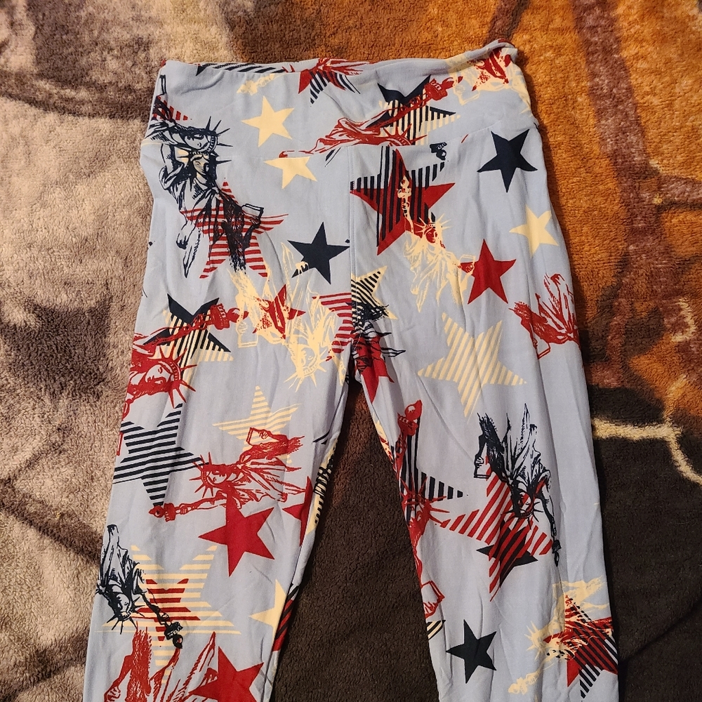 LuLaRoe Lady Liberty Leggings